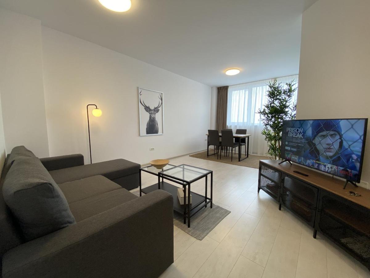 Apartament Charming Flat In Brasov With Balcony Panoramic View Zewnętrze zdjęcie